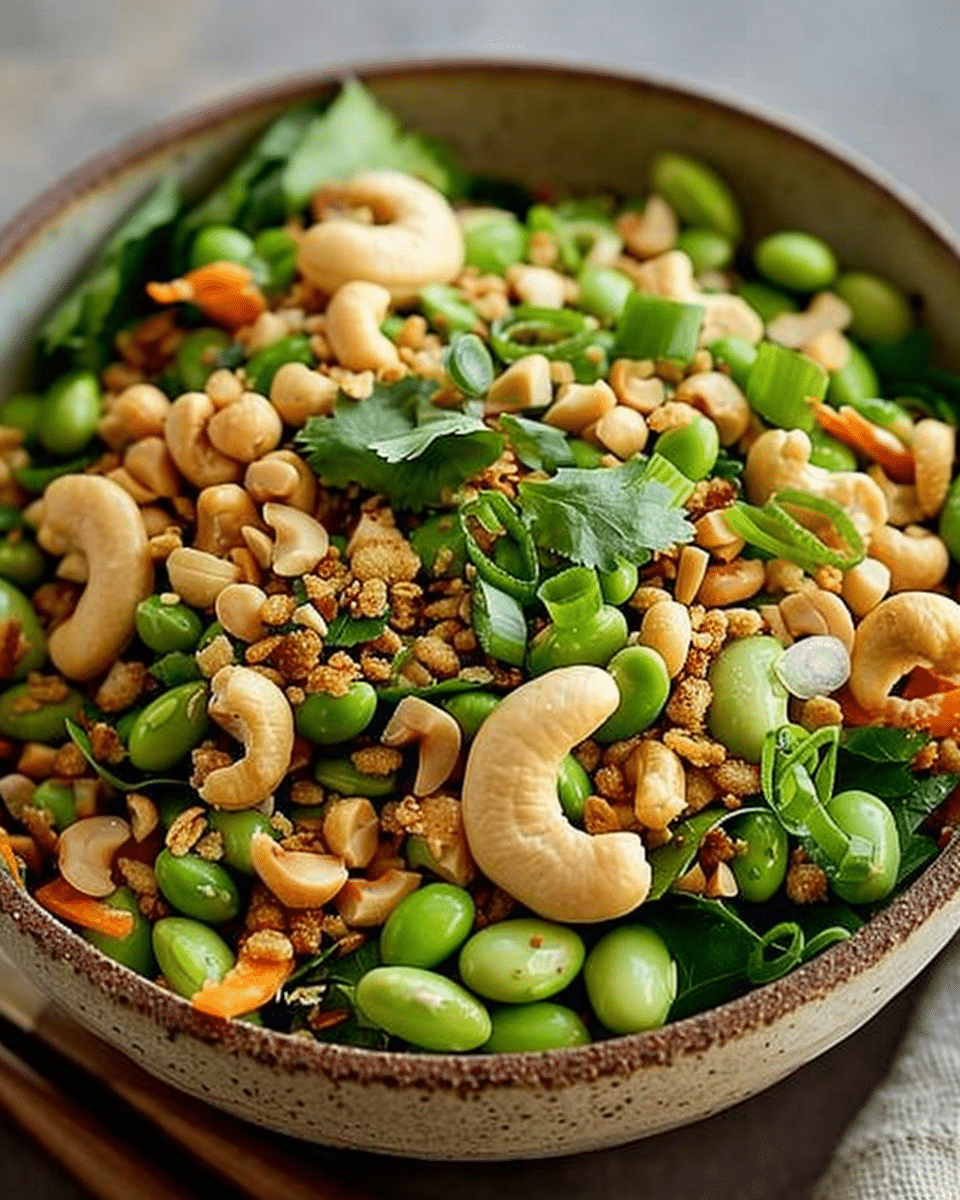 Cashew Crunch Edamame Salad: A Vibrant and Crunchy Fusion Salad